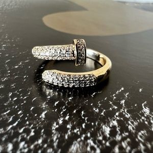 🎁 Adjustable Zircon Gold-Plated Ring